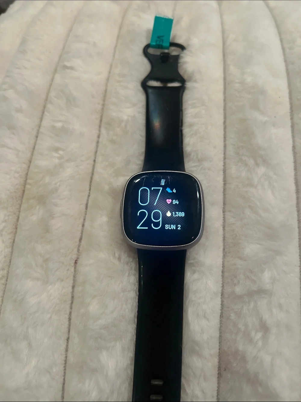 Fitbit Versa 4,  Smart Fitness Watch - Health & Activity Tracker